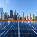 La Rivoluzione Solare Brilla: Come una Nuova Potenza Sta Trasformando la Resilienza Energetica di Chicago